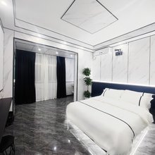 环宇幻彩酒店(西安咸阳国际机场店)
