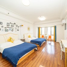 万佳影院公寓(上海松江万达广场店)
