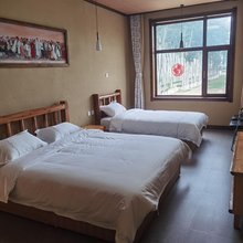 晋州市周家庄人民公社御荷民宿