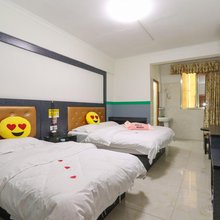 南宁金仕顿酒店(广西大学秀厢地铁站店)