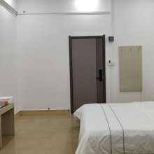 富卓青年公寓