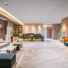 辰栖国际酒店(瑞丽多宝城店)