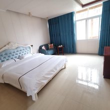 泸定县海螺沟永芳客栈