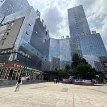 荷塘月色酒店(驻马店玖隆茂店)