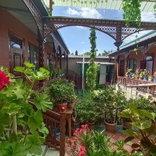 那拉提枫林民宿(那拉提草原景区店)