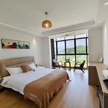 龙山村梅子客栈