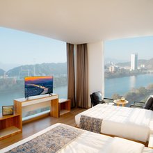 桐庐浮玉酒店(天目溪公园店)