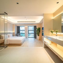 林成酒店(贵阳甲秀楼青云市集店)