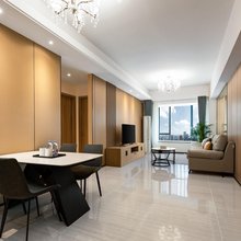 娅遇国际公寓(新会展中心店)
