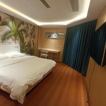 扬州朋来风格酒店