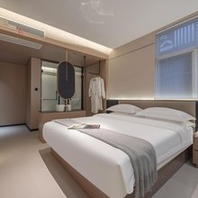 春光·越里酒店(绍兴鲁迅故里店)