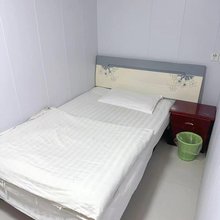 快乐假日宾馆(连云港火车东站店)