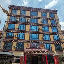 巴塘昌堆顶大酒店