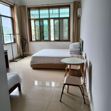 长沙双湘玉家庭宾馆(湖南工商大学北校区长沙医学院店)