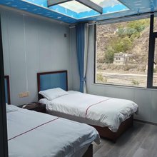 小金凌云山庄