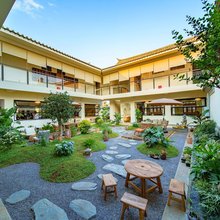 建水逐尘香榭·中式庭院民宿(紫陶创意产业园店)