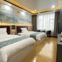 普兰金满堂假日酒店