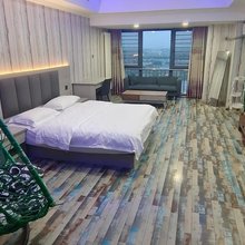 银川维尔斯创意观景酒店(西夏万达店)