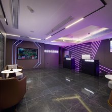 纳罗兰电竞酒店(泰州万象城金融广场店)