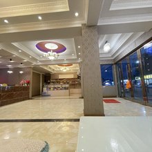 央丹罗布大酒店
