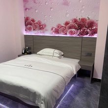 四季公寓(清远龙塘镇店)