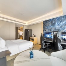 ReMAX热麦电竞酒店(镇海中医院郁金香中心店)