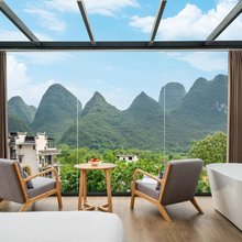 石间民宿(阳朔遇龙河度假景区骥马码头店)