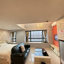 乐居伊朝尔住宿(奥园广场店)