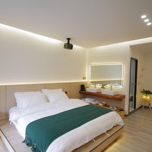 归隐山水·healing 氧吧·湖畔度假美宿(四面山景区店)
