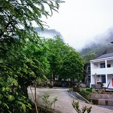乡野小院民宿(金佛山店)