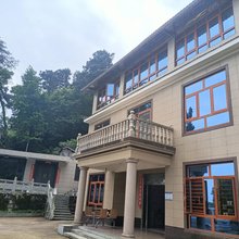 衡阳岩林山舍客栈