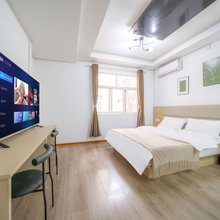 悠然长乐酒店(培华学院何家营地铁站店)