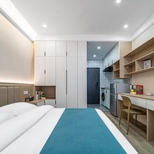 南京泊乐居影院公寓