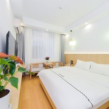 大理盛强酒店(大理高铁站洱海公园店)