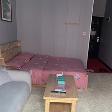 光年城市客栈(康泰路分店)
