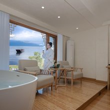 予格湖景美宿(泸沽湖店)