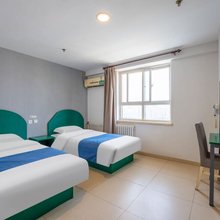 千里行酒店(石家庄新百广场湾里庙步行街店)