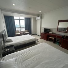 海龙大酒店(大公镇店)