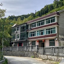 峰鹤山居民宿
