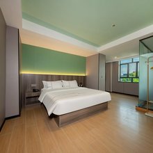 悦漫酒店(海口美苑路第四中学店)