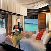 栖海·设计师魔法温泉主题海景公寓(山海广场店)