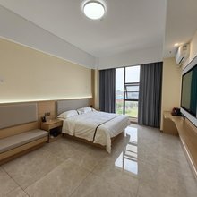 雅朵酒店(武汉蔡甸中电光谷数字产业园店)