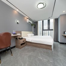 青山·故里居公寓(广西体育中心店)