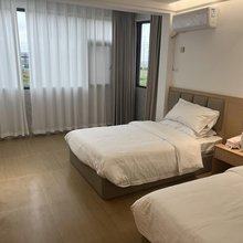 抚州金巢富鼎民宿(文昌大道店)