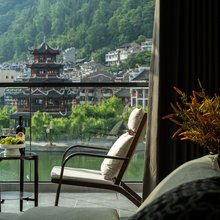 柳岸晓风Riverside Homestay民宿(镇远古城店)