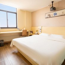 漫步云端酒店(利浩财智广场店)