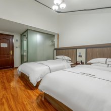 西江桃园里客栈(观景台店)
