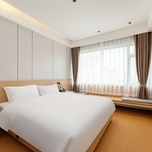 成都草堂逸家酒店(成都宽窄巷子省医院店)
