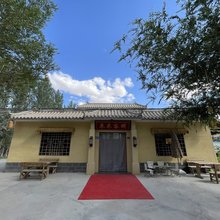 敦煌鸣沙山月牙泉景区东来客栈