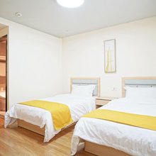 BUND371.外滩芯高端度假臻品美墅(外滩店)